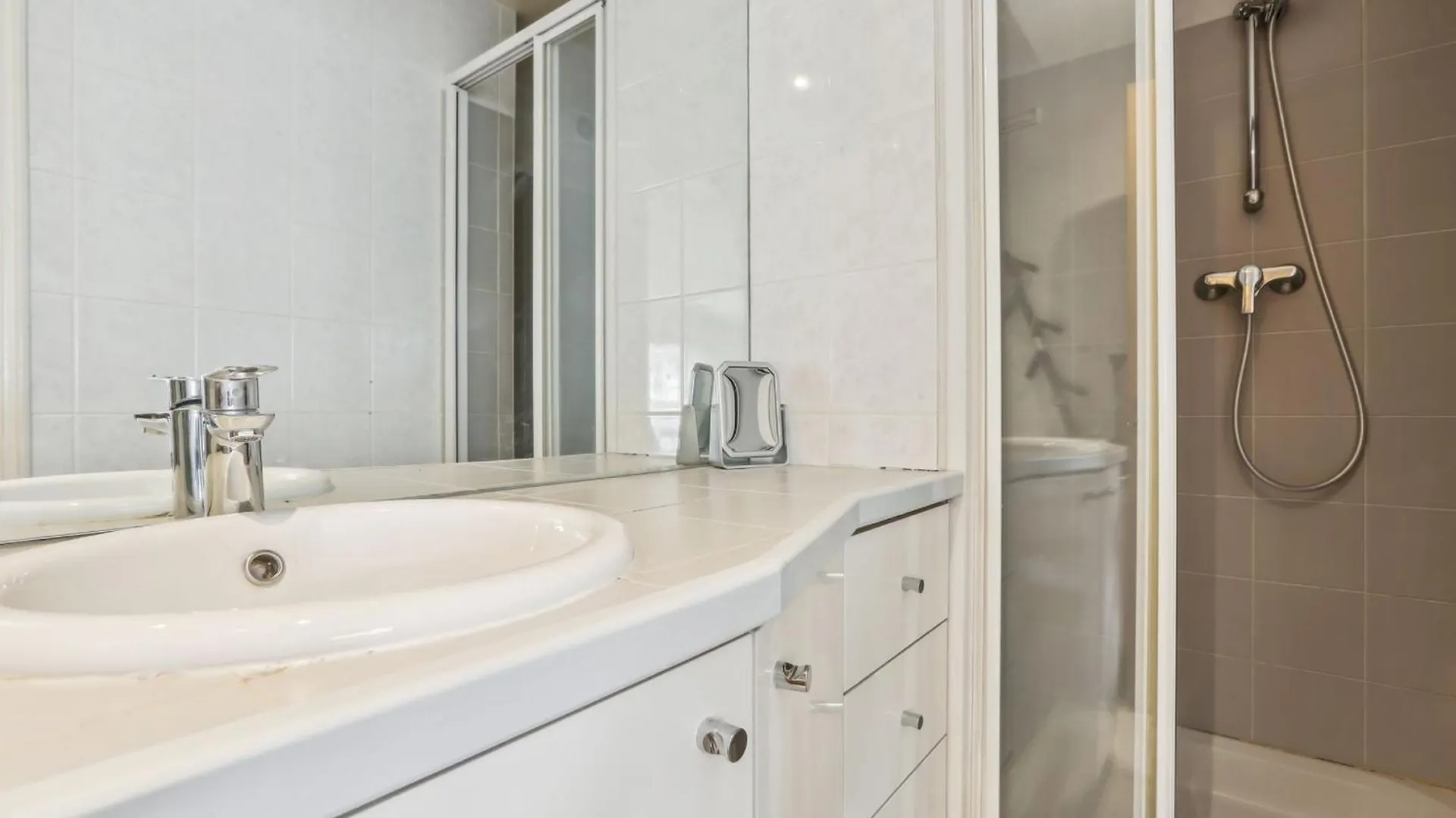 Trocadero & Arc De Triomphe - 1Br With Balcony Lejlighed Paris