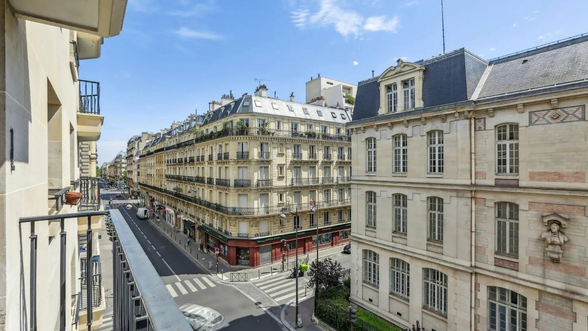 شقة Trocadero & Arc De Triomphe - 1Br With Balcony باريس فرنسا